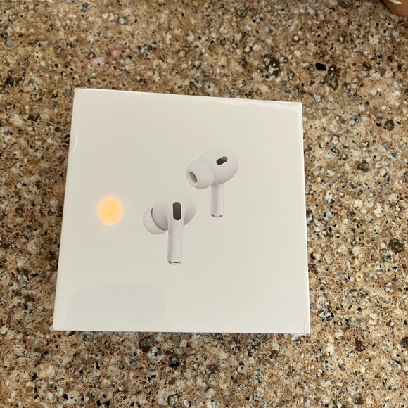 Apple AirPods Pro 2nd generation - Picture 6 of 7